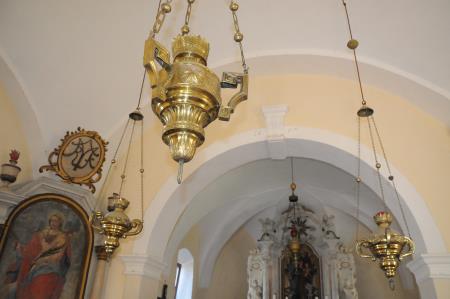 Stara stropna razsvetljava